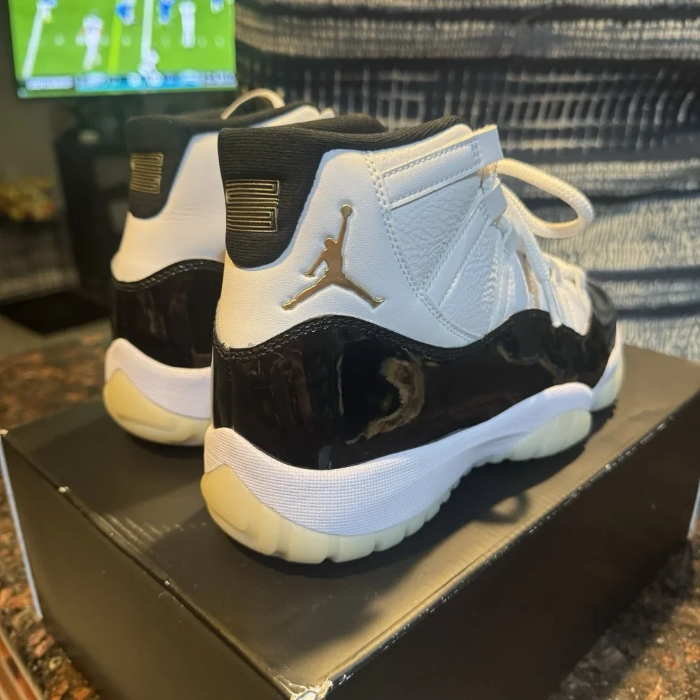 Air Jordan‎ 11 Retro DMP Gratitude (2023)  Size 9 CT8012-170 Never Worn NIB
